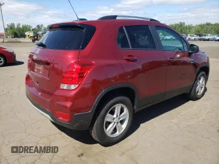 2022 Chevrolet Trax LT with VIN KL7CJPSM1NB564493, listed as a Copart auction lot 57757815 with 17,750 mi miles and Salvage title. Bid and sale history available at DreamBid. Image 3.