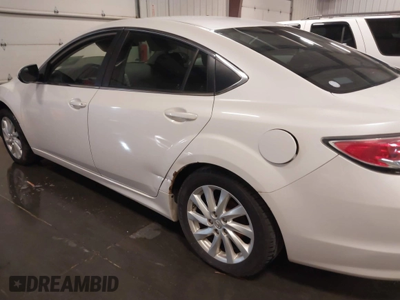 2012 Mazda Mazda6 i Touring with VIN 1YVHZ8DH3C5M14916, listed as a IAAI auction lot 41079637 with 183,396 mi miles. Bid and sale history available at carsss.com. Image 6.
