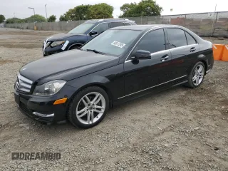 2013 Mercedes-Benz C 250 Sport с VIN WDDGF4HB1DA859663, выставлен на аукционе Copart как лот 60517295 с пробегом 80 699 миль миль и Списание • Salvage title. История ставок и продаж доступна на DreamBid. Изображение 1.
