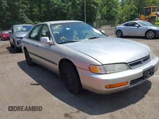 1997 Honda Accord z VIN 1HGCE6649VA017653, wystawiony jako IAAI lot #42547281 z przebiegiem 108 458 mil mil oraz . Historia ofert i sprzedaży dostępna na DreamBid. Obrazek 1.
