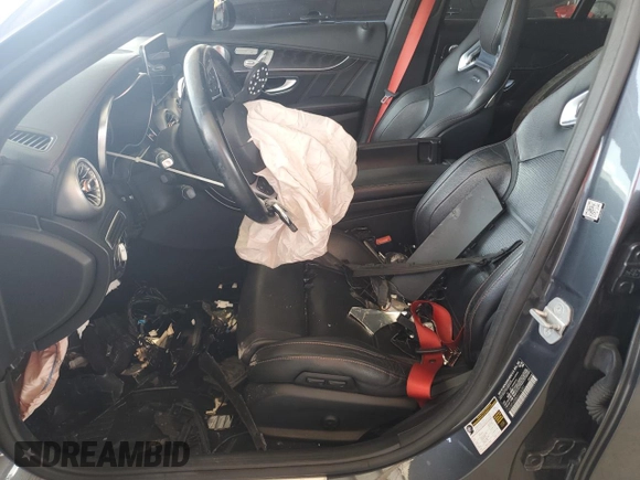 2016 Mercedes-Benz C 450 AMG z VIN 55SWF6EB8GU116241, wystawiony jako Copart lot #56943085 z przebiegiem 106 307 mil mil oraz Szkoda całkowita • Salvage title. Historia ofert i sprzedaży dostępna na DreamBid. Obrazek 7.