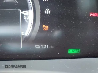 2024 Lexus RZ 450e Premium z VIN JTJAAAABXRA023751, wystawiony jako IAAI lot #42082320 z przebiegiem 15 641 mil mil oraz . Historia ofert i sprzedaży dostępna na DreamBid. Obrazek 17.