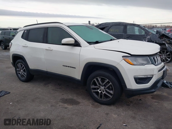 2017 Jeep Compass Latitude with VIN 3C4NJDBB5HT631320, listed as a IAAI auction lot 41446430 with 122,043 mi miles. Bid and sale history available at carsss.com. Image 1.