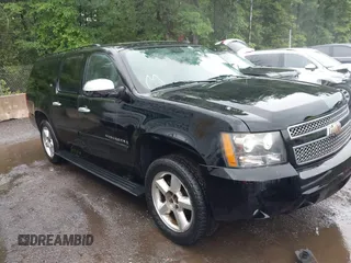 2008 Chevrolet Suburban LTZ with VIN 1GNFK16338J221195, listed as a IAAI auction lot 42243746 with 199,707 mi miles and . Bid and sale history available at DreamBid. Image 1.