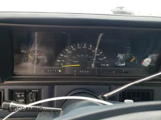 1993 Oldsmobile Cutlass Ciera S z VIN 1G3AG55N9P6451968, wystawiony jako Copart lot #72746634 z przebiegiem 88 151 mil mil oraz Szkody całkowita. Historia ofert i sprzedaży dostępna na DreamBid. Obrazek 9.