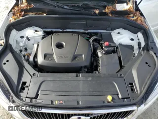 2016 Volvo XC90 Momentum with VIN YV4102XK3G1067927, listed as a Copart auction lot 82564614 with 89,385 mi miles and Salvage Title. Bid and sale history available at carsss.com. Image 12.