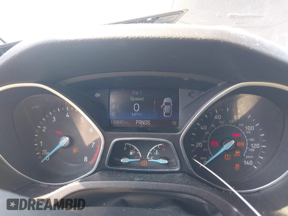 2015 Ford Focus SE z VIN 1FADP3F25FL284097, wystawiony jako IAAI lot #42553323 z przebiegiem 139 647 mil mil oraz . Historia ofert i sprzedaży dostępna na DreamBid. Obrazek 15.