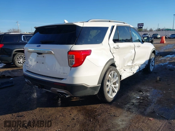 2022 Ford Explorer Platinum with VIN 1FM5K8HC8NGA33268, listed as a IAAI auction lot 41456814 with 47,700 mi miles. Bid and sale history available at carsss.com. Image 4.
