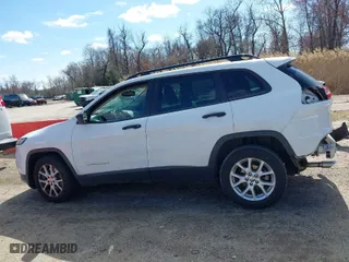 2015 Jeep Cherokee Sport with VIN 1C4PJLAB0FW677388, listed as a IAAI auction lot 41812184 with 138,240 mi miles. Bid and sale history available at carsss.com. Image 15.