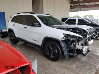 2017 Jeep Cherokee Altitude with VIN 1C4PJLAB3HW661107, listed as a Copart auction lot 46274015 with 99,258 mi miles and Salvage title. Bid and sale history available at DreamBid. Image 4.