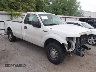 2013 Ford F-150 XL with VIN 1FTMF1CM9DKE77332, listed as a IAAI auction lot 41930373 with 203,683 mi miles and . Bid and sale history available at carsss.com. Image 1.