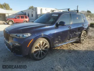 2021 BMW X7 M50i with VIN 5UXCX6C03M9E15369, listed as a Copart auction lot 42173395 with 62,160 mi miles and Clean Title. Bid and sale history available at carsss.com. Image 1.