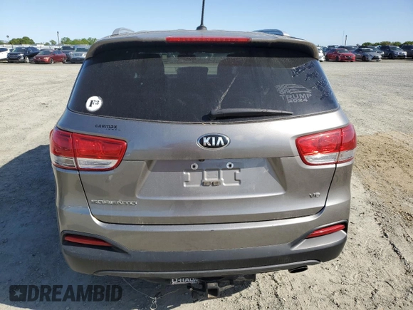 2018 Kia Sorento LX V6 with VIN 5XYPGDA59JG339881, listed as a Copart auction lot 51872935 with 132,400 mi miles and Clean Title. Bid and sale history available at carsss.com. Image 6.
