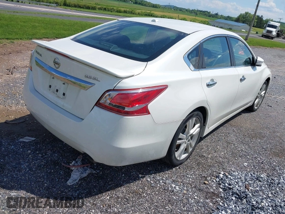 2013 Nissan Altima SV with VIN 1N4BL3AP2DN467142, listed as a IAAI auction lot 42227652 with 120,588 mi miles and . Bid and sale history available at DreamBid. Image 4.