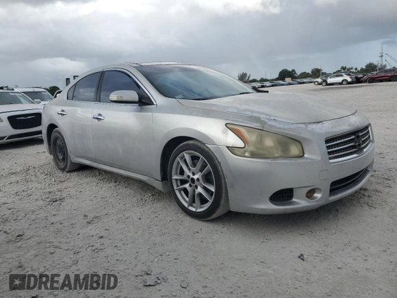 2010 Nissan Maxima S z VIN 1N4AA5AP9AC871866, wystawiony jako Copart lot #55569575 z przebiegiem 150 689 mil mil oraz Szkoda całkowita • Salvage title. Historia ofert i sprzedaży dostępna na DreamBid. Obrazek 4.