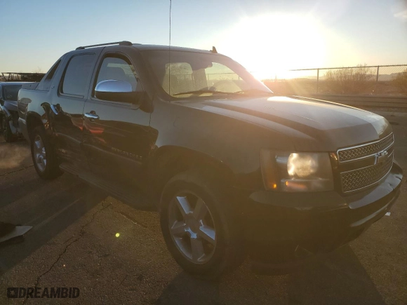 2008 Chevrolet Avalanche LS with VIN 3GNEC12098G265028, listed as a Copart auction lot 88664905 with 123,254 mi miles and Salvage Title. Bid and sale history available at carsss.com. Image 4.