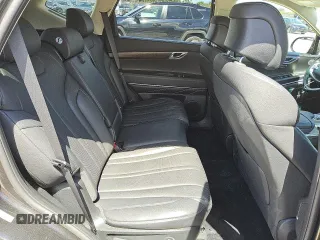2024 Genesis GV80 z VIN KMUHBDSB8RU202476, wystawiony jako Copart lot #56059255 z przebiegiem 25 784 mil mil oraz Tytuł czysty. Historia ofert i sprzedaży dostępna na DreamBid. Obrazek 10.