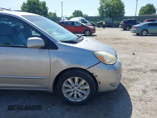 2005 Toyota Sienna XLE with VIN 5TDZA22C85S254910, listed as a IAAI auction lot 42586871 with 241,522 mi miles and . Bid and sale history available at DreamBid. Image 6.