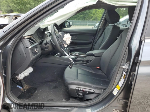 2015 BMW 3 Series 328i с VIN WBA3A5G57FNS85068, выставлен на аукционе Copart как лот 61063705 с пробегом 78 306 миль миль и Списание • Salvage title. История ставок и продаж доступна на DreamBid. Изображение 7.