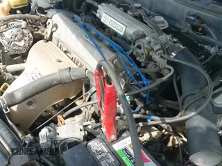 1993 Toyota Camry LE z VIN JT2SK12E2P0184734, wystawiony jako IAAI lot #42673480 z przebiegiem 130 511 mil mil oraz . Historia ofert i sprzedaży dostępna na DreamBid. Obrazek 19.