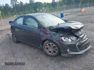 2020 Chevrolet Sonic LT with VIN 1G1JD5SB7L4125541, listed as a IAAI auction lot 42312673 with 69,182 mi miles and . Bid and sale history available at DreamBid. Image 1.