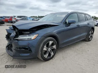 2020 Volvo V60 z VIN YV4102WK5L1030373, wystawiony jako Copart lot #88530625 z przebiegiem 37 296 mil mil oraz Nie do naprawy. Historia ofert i sprzedaży dostępna na DreamBid. Obrazek 1.