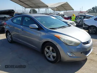 2013 Hyundai Elantra GLS с VIN KMHDH4AE0DU769619, выставлен на аукционе IAAI как лот 42153908 с пробегом 121 349 миль миль и . История ставок и продаж доступна на DreamBid. Изображение 1.