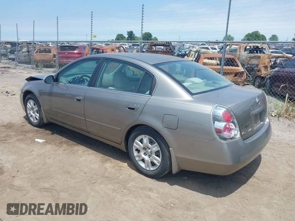 2006 Nissan Altima 2.5 S with VIN 1N4AL11D56N363088, listed as a IAAI auction lot 39769492 with 139,652 mi miles. Bid and sale history available at carsss.com. Image 3.