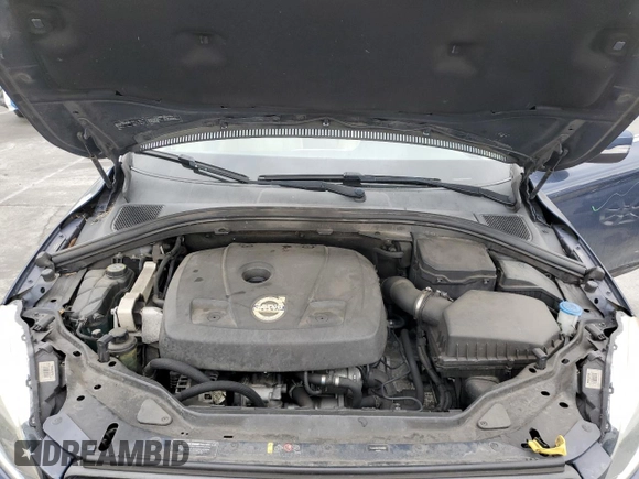 2015 Volvo XC60 T5 Drive-E Premier с VIN YV440MDK0F2636982, выставлен на аукционе Copart как лот 53581325 с пробегом 108 660 миль миль и Списание • Salvage title. История ставок и продаж доступна на DreamBid. Изображение 12.