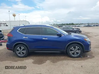 2019 Nissan Rogue SV with VIN JN8AT2MT8KW256290, listed as a IAAI auction lot 41901713 with 63,432 mi miles. Bid and sale history available at carsss.com. Image 13.
