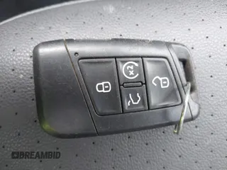 2021 Volkswagen Jetta SEL с VIN 3VWE57BU2MM051239, выставлен на аукционе IAAI как лот 41539604 с пробегом 63 017 миль миль и . История ставок и продаж доступна на DreamBid. Изображение 11.