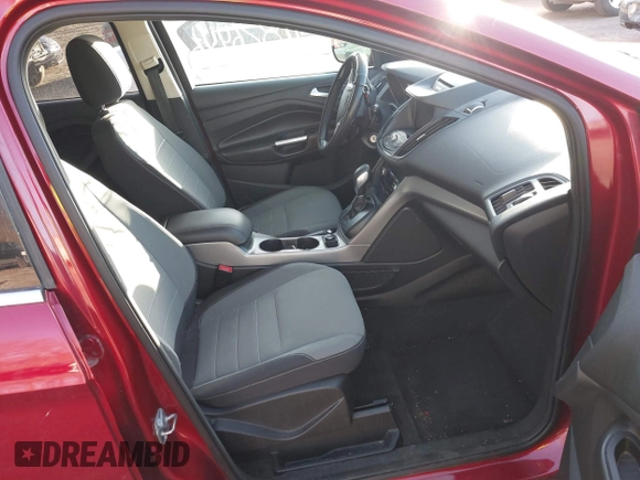 2015 Ford Escape SE with VIN 1FMCU9GX8FUB44465, listed as a IAAI auction lot 41826446 with 184,825 mi miles. Bid and sale history available at carsss.com. Image 5.