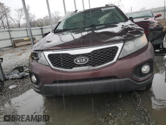 2013 Kia Sorento EX with VIN 5XYKU4A25DG346629, listed as a Copart auction lot 84064594 with Not Provided miles and Salvage Title. Bid and sale history available at carsss.com. Image 5.