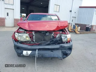 2011 Toyota Tacoma z VIN 5TFNX4CNXBX003806, wystawiony jako IAAI lot #42190846 z przebiegiem 213 512 mil mil oraz . Historia ofert i sprzedaży dostępna na DreamBid. Obrazek 12.