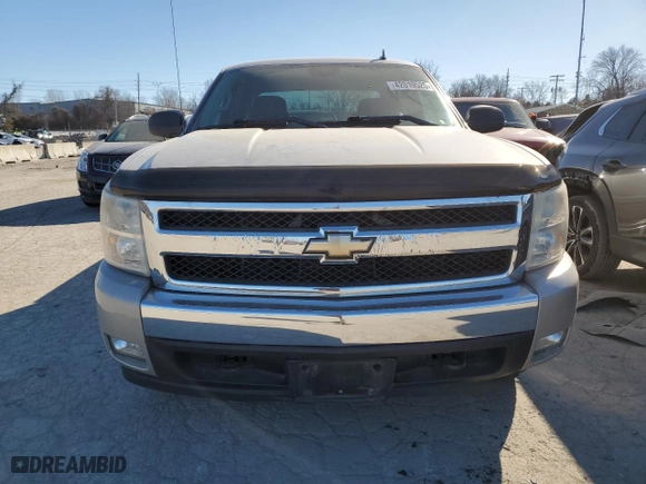 2007 Chevrolet Silverado 1500 LT w/1LT with VIN 2GCEC13C071725623, listed as a Copart auction lot 42019525 with 174,167 mi miles and Salvage Title. Bid and sale history available at carsss.com. Image 5.