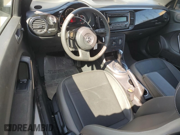 2015 Volkswagen Beetle Fleet Edition with VIN 3VWF17AT9FM623581, listed as a Copart auction lot 48771895 with 89,835 mi miles and Salvage Title. Bid and sale history available at DreamBid. Image 8.