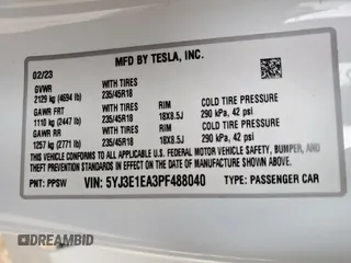 2023 Tesla Model 3 z VIN 5YJ3E1EA3PF488040, wystawiony jako Copart lot #52628165 z przebiegiem 22 326 mil mil oraz Czysty tytuł • Clean title. Historia ofert i sprzedaży dostępna na DreamBid. Obrazek 12.