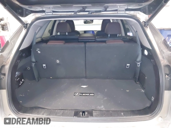 2018 Lexus RX 350L Premium z VIN JTJDZKCA6J2004385, wystawiony jako IAAI lot #41382429 z przebiegiem 111 638 mil mil oraz . Historia ofert i sprzedaży dostępna na DreamBid. Obrazek 18.