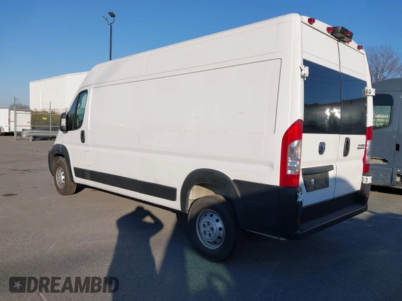 2023 Ram ProMaster Cargo with VIN 3C6MRVHGXPE509172, listed as a IAAI auction lot 41563596 with 67,348 mi miles. Bid and sale history available at carsss.com. Image 3.