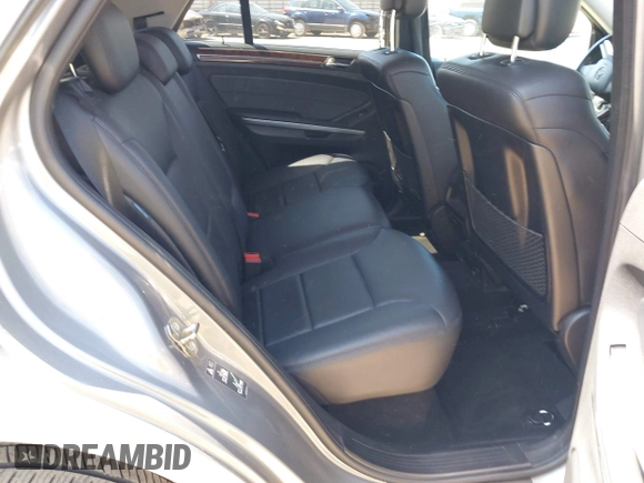2011 Mercedes-Benz M 350 with VIN 4JGBB8GBXBA657339, listed as a IAAI auction lot 41995961 with 146,309 mi miles and . Bid and sale history available at DreamBid. Image 8.