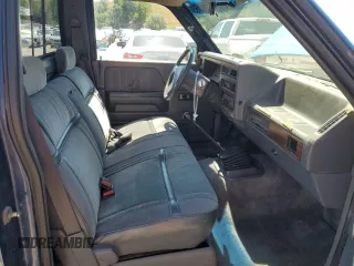 1992 Dodge Dakota S with VIN 1B7GL26X8NS523574, listed as a Copart auction lot 65041534 with 122,376 mi miles and Clean Title. Bid and sale history available at carsss.com. Image 10.