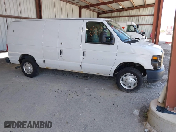 2014 Ford Econoline Cargo Commercial with VIN 1FTNE1EL7EDB06431, listed as a IAAI auction lot 42028232 with 175,707 mi miles. Bid and sale history available at carsss.com. Image 1.
