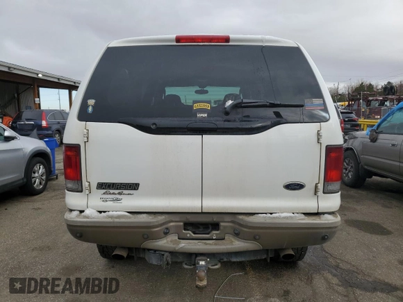 2003 Ford Excursion Eddie Bauer z VIN 1FMNU45S03EB44047, wystawiony jako Copart lot #47495395 z przebiegiem 178 415 mil mil oraz Szkoda całkowita • Salvage title. Historia ofert i sprzedaży dostępna na DreamBid. Obrazek 6.