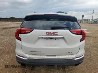 2020 GMC Terrain SLT z VIN 3GKALPEX1LL295440, wystawiony jako Copart lot #56428035 z przebiegiem 132 303 mil mil oraz Czysty tytuł • Clean title. Historia ofert i sprzedaży dostępna na DreamBid. Obrazek 6.