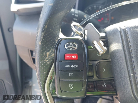 2022 Toyota Tundra SR5 with VIN 5TFLA5AB7NX013477, listed as a IAAI auction lot 42172272 with 30,460 mi miles and . Bid and sale history available at DreamBid. Image 11.