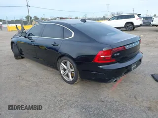 2018 Volvo S90 Momentum with VIN LVY982MK5JP027302, listed as a IAAI auction lot 41604037 with 1 mi miles. Bid and sale history available at carsss.com. Image 3.