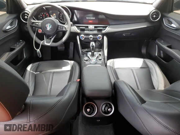 2020 Alfa Romeo Giulia with VIN ZARFAMAN9L7635051, listed as a Copart auction lot 59346453 with 18,796 mi miles. Bid and sale history available at carsss.com. Image 8.