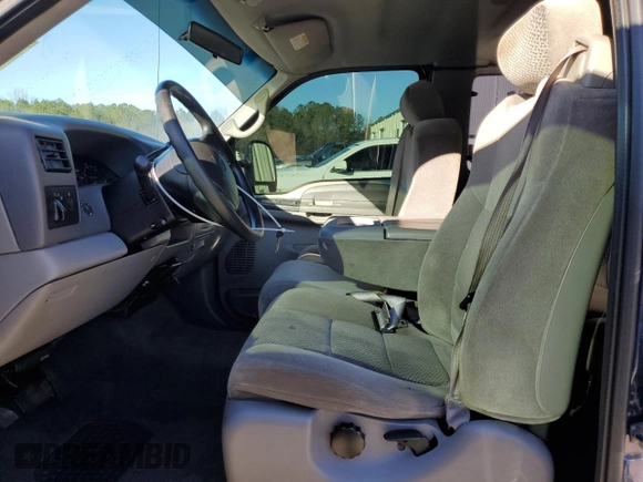 2001 Ford Super Duty F-250 XL with VIN 1FTNX20F11EB60992, listed as a Copart auction lot 88501795 with 136,557 mi miles and Salvage Title. Bid and sale history available at carsss.com. Image 7.