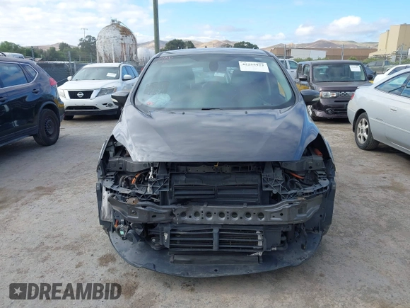 2016 Ford C-Max SEL z VIN 1FADP5CU4GL101968, wystawiony jako IAAI lot #42255922 z przebiegiem 165 358 mil mil oraz . Historia ofert i sprzedaży dostępna na DreamBid. Obrazek 13.