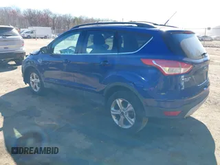 2013 Ford Escape SE with VIN 1FMCU9GX5DUB20394, listed as a IAAI auction lot 41889989 with 121,417 mi miles. Bid and sale history available at carsss.com. Image 3.